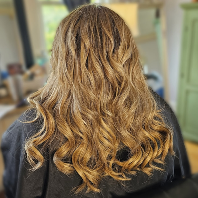 Iridescence Salon & Spa