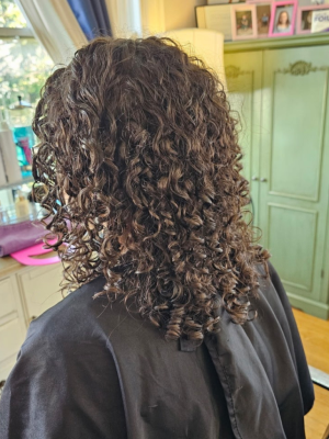 Curly Cut